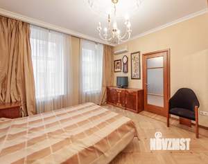 3-к квартира, на длительный срок, 90м2, 3/7 этаж