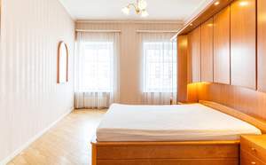 3-к квартира, на длительный срок, 125м2, 5/5 этаж