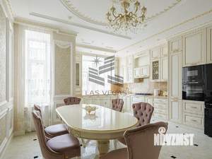 4-к квартира, на длительный срок, 180м2, 6/6 этаж