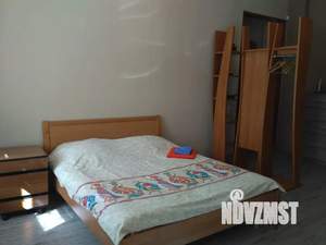 1-к квартира, посуточно, 52м2, 2/4 этаж