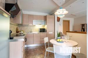 3-к квартира, посуточно, 74м2, 1/1 этаж