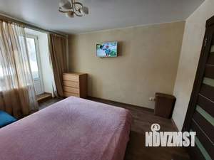 2-к квартира, посуточно, 50м2, 1/1 этаж