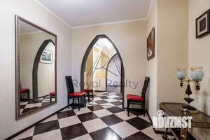 4-к квартира, на длительный срок, 176м2, 9/25 этаж