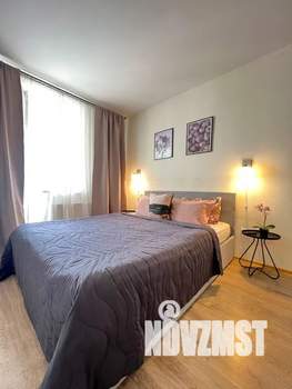 1-к квартира, посуточно, 33м2, 8/19 этаж