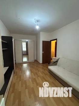 1-к квартира, посуточно, 38м2, 5/5 этаж