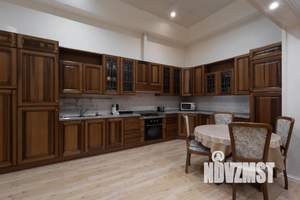 4-к квартира, посуточно, 187м2, 1/3 этаж