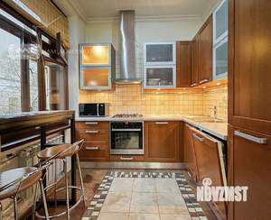 3-к квартира, на длительный срок, 114м2, 3/5 этаж