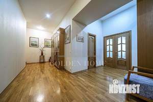 3-к квартира, на длительный срок, 127м2, 2/5 этаж