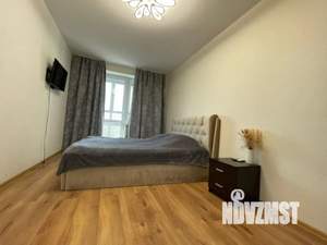 1-к квартира, посуточно, 35м2, 10/20 этаж