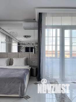 Студия квартира, посуточно, 40м2, 8/10 этаж