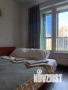 Студия квартира, посуточно, 28м2, 5/19 этаж