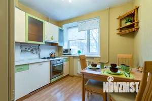 2-к квартира, посуточно, 58м2, 1/1 этаж