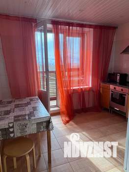 1-к квартира, посуточно, 38м2, 10/17 этаж