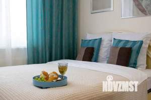 1-к квартира, посуточно, 38м2, 18/25 этаж