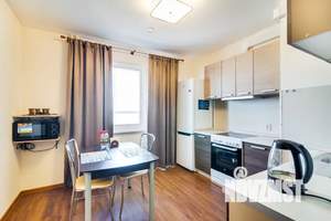 1-к квартира, посуточно, 40м2, 11/25 этаж