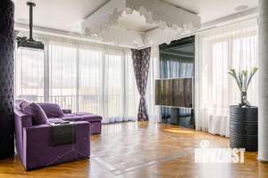 4-к квартира, на длительный срок, 200м2, 5/5 этаж