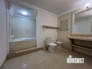 3-к квартира, на длительный срок, 250м2, 3/8 этаж