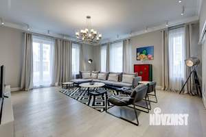4-к квартира, на длительный срок, 170м2, 1/5 этаж