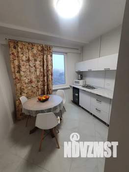 1-к квартира, посуточно, 35м2, 6/15 этаж