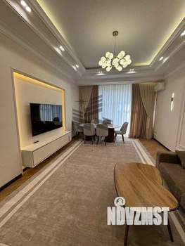 3-к квартира, на длительный срок, 140м2, 4/7 этаж