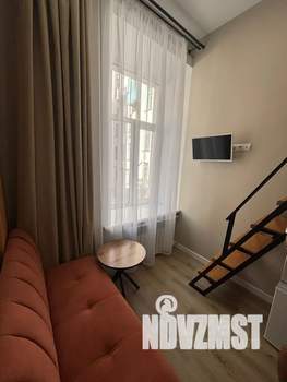 Студия квартира, посуточно, 14м2, 2/5 этаж