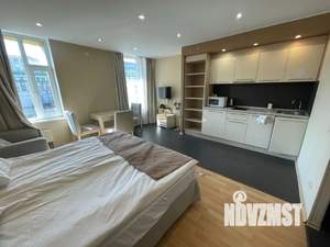 Студия квартира, посуточно, 37м2, 10/16 этаж