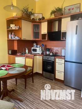 Студия квартира, посуточно, 38м2, 6/6 этаж