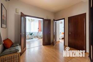 1-к квартира, посуточно, 60м2, 1/1 этаж