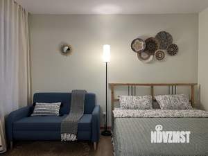 Студия квартира, посуточно, 28м2, 1/4 этаж