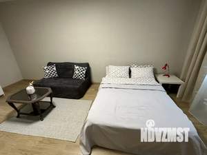 1-к квартира, посуточно, 40м2, 5/17 этаж