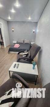2-к квартира, посуточно, 44м2, 1/1 этаж