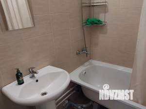 1-к квартира, посуточно, 35м2, 9/25 этаж