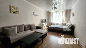 1-к квартира, посуточно, 43м2, 2/9 этаж