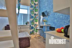 Студия квартира, посуточно, 17м2, 1/4 этаж