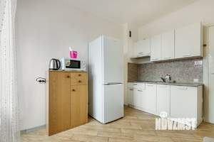 1-к квартира, посуточно, 42м2, 7/25 этаж