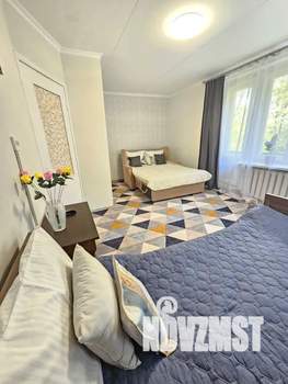 1-к квартира, посуточно, 35м2, 3/5 этаж