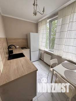 1-к квартира, посуточно, 30м2, 6/9 этаж