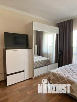 1-к квартира, посуточно, 40м2, 19/25 этаж