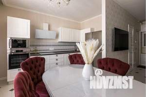 3-к квартира, посуточно, 95м2, 9/10 этаж