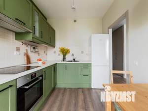 1-к квартира, посуточно, 38м2, 10/18 этаж