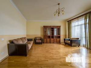 3-к квартира, на длительный срок, 130м2, 4/7 этаж