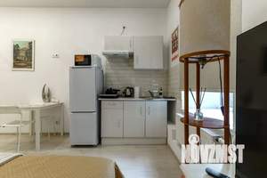 Студия квартира, посуточно, 17м2, 1/5 этаж