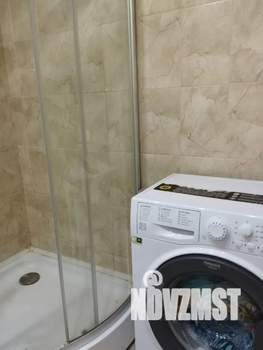 1-к квартира, посуточно, 33м2, 4/25 этаж