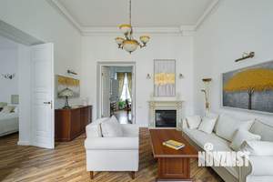 4-к квартира, на длительный срок, 160м2, 2/4 этаж