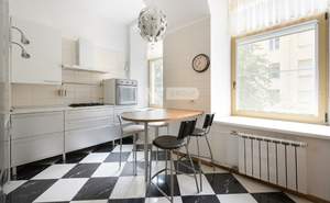 3-к квартира, на длительный срок, 90м2, 2/4 этаж