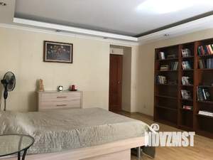 2-к квартира, посуточно, 82м2, 2/5 этаж