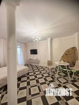 Студия квартира, посуточно, 34м2, 14/24 этаж