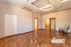 3-к квартира, на длительный срок, 116м2, 3/3 этаж