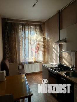 1-к квартира, посуточно, 40м2, 4/4 этаж