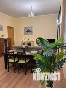 1-к квартира, посуточно, 58м2, 1/1 этаж